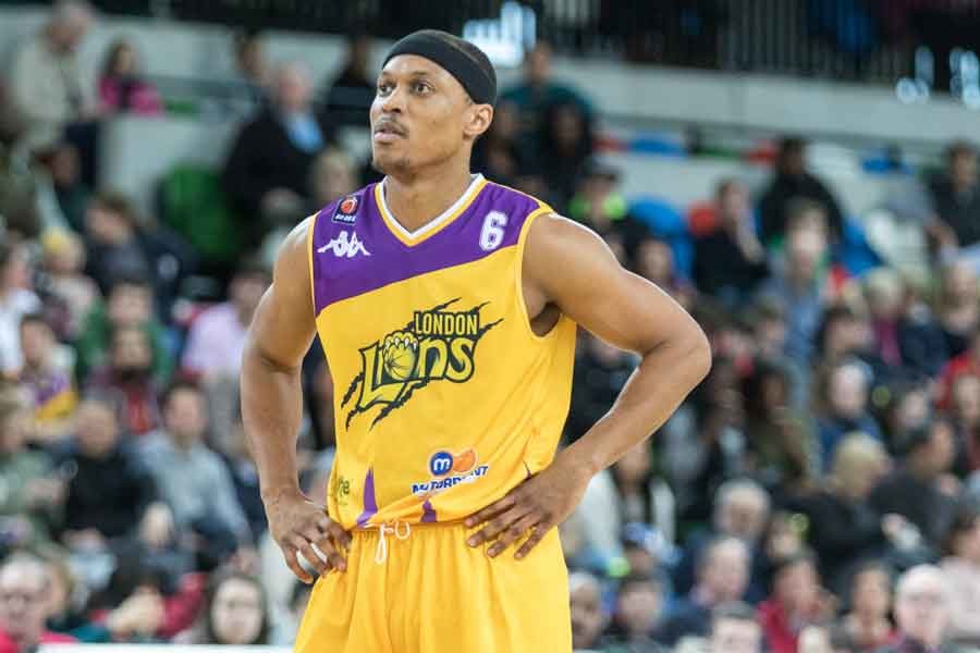 Andre Lockhart playing basketball for the London Lions