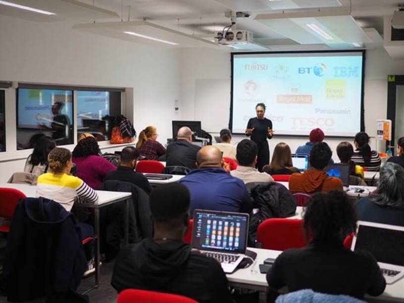A look into the UEL classroom with Career Zone